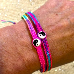 New Super Cute Set of Two Boho Surf Yin Yang Macrame Bracelets Fluorescent